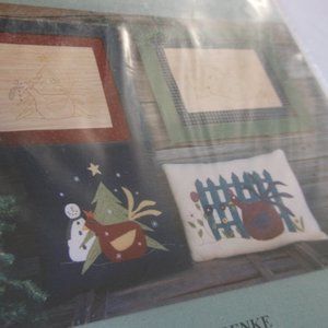 3 new old stock bits & pieces patterns